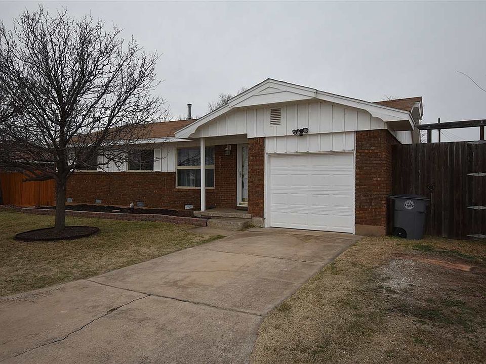 1st image of 506 NW 25th St