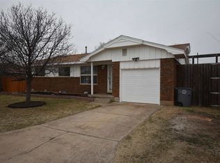 506 NW 25th St, Lawton, OK 73505