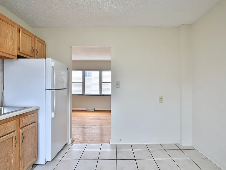 460 E Norwich Ave #A — Photo 12