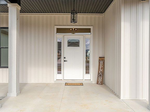 3rd image of 5115 Retriever Ln
