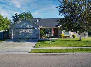 8207 E Jacob Dr, Nampa, ID 83687