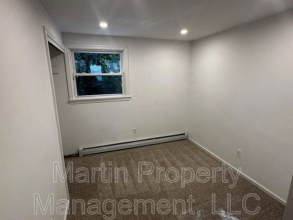 4th image of 15 Walsh Rd