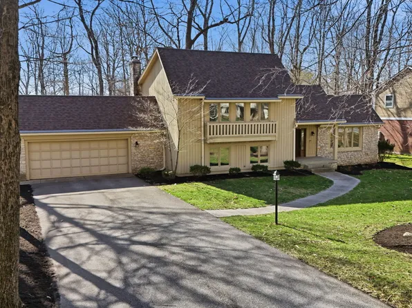 65 Bennington Dr, Zionsville, IN 46077