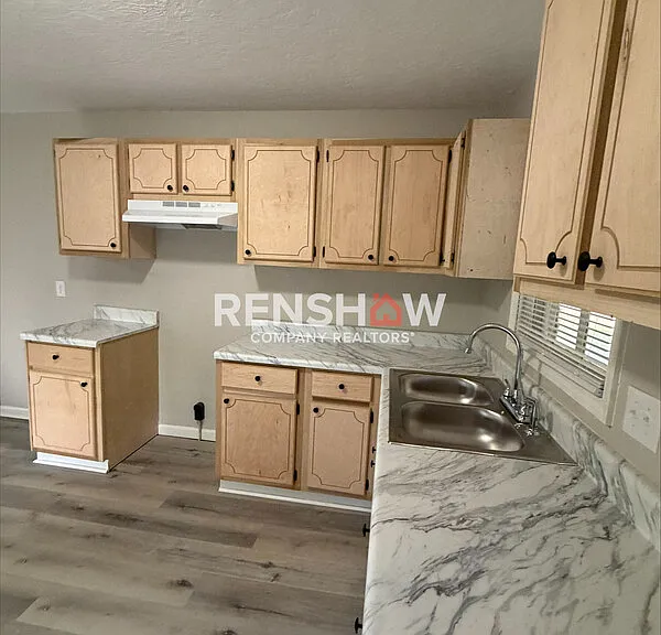 68 Royal Oaks Pl — Photo 12