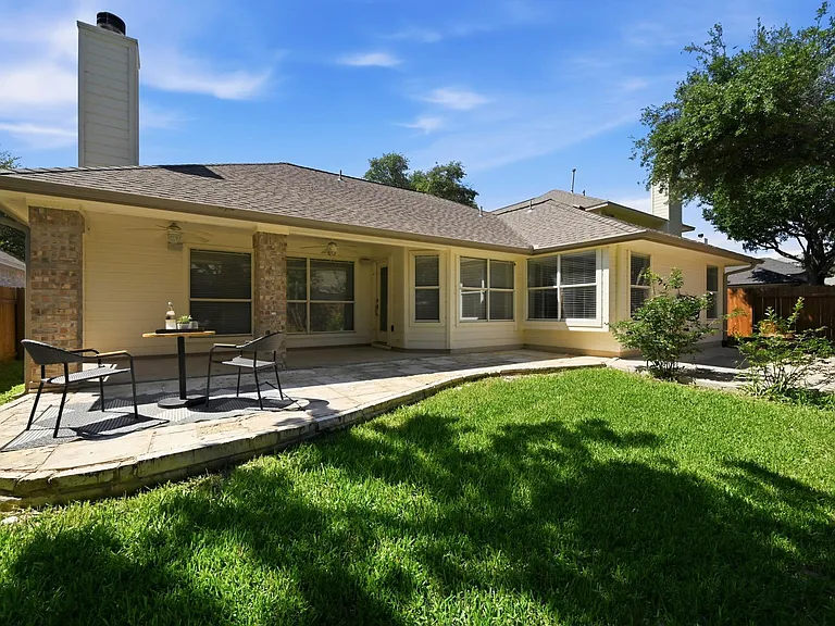 905 Hunters Creek Dr — Photo 29