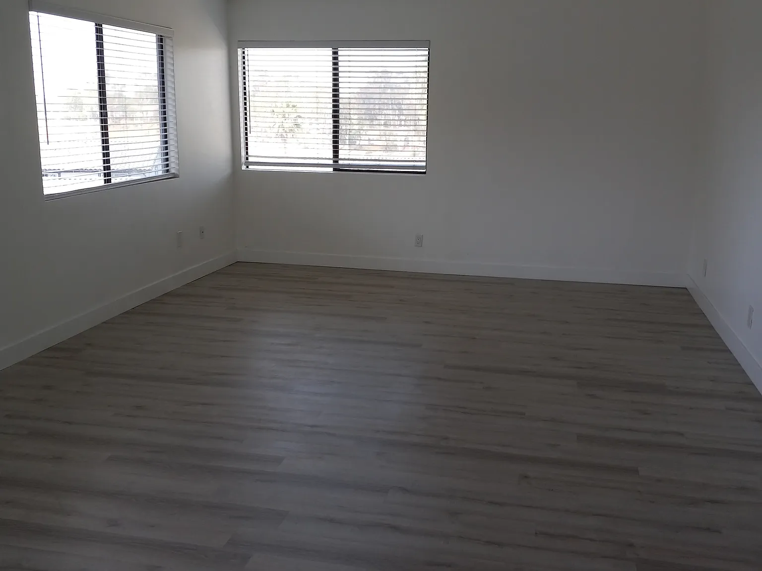 552 Copper Dr — Photo 3