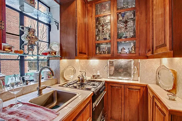 Sold by Corcoran | media 17