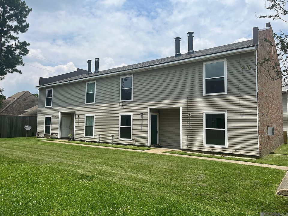 1st image of 1921 Southpointe Dr