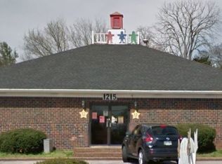 1215 Lakeview Dr, Franklin, TN 37067