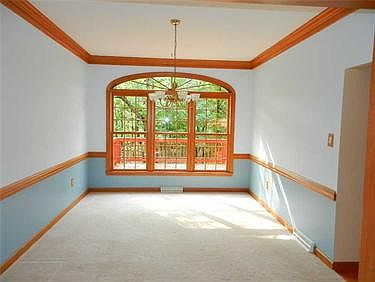 5th image of 448 Settlers Village Cir