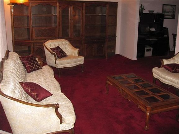 Living Room (connecting dining room)