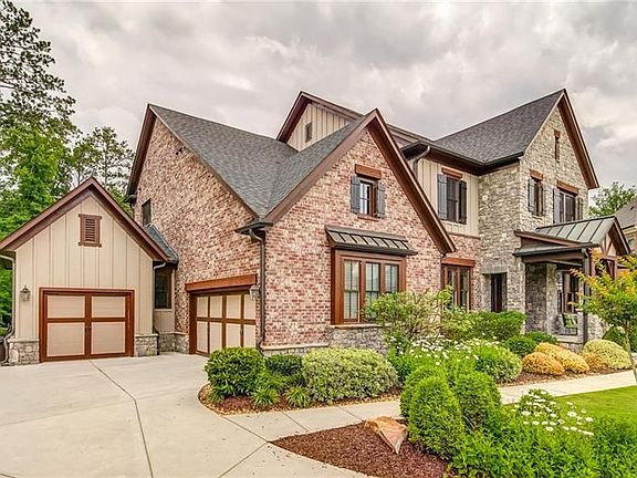 2nd image of 2773 Barnhill Dr
