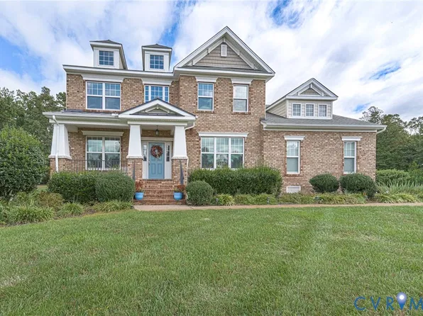 9118 Colonnade Cir, Ashland, VA 23005