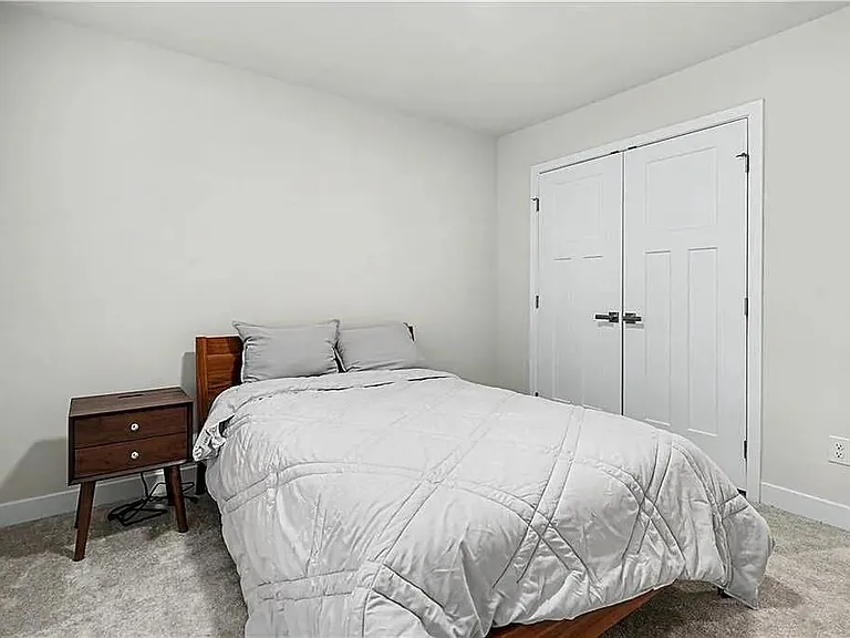 136 Salt Lake Ln — Photo 17