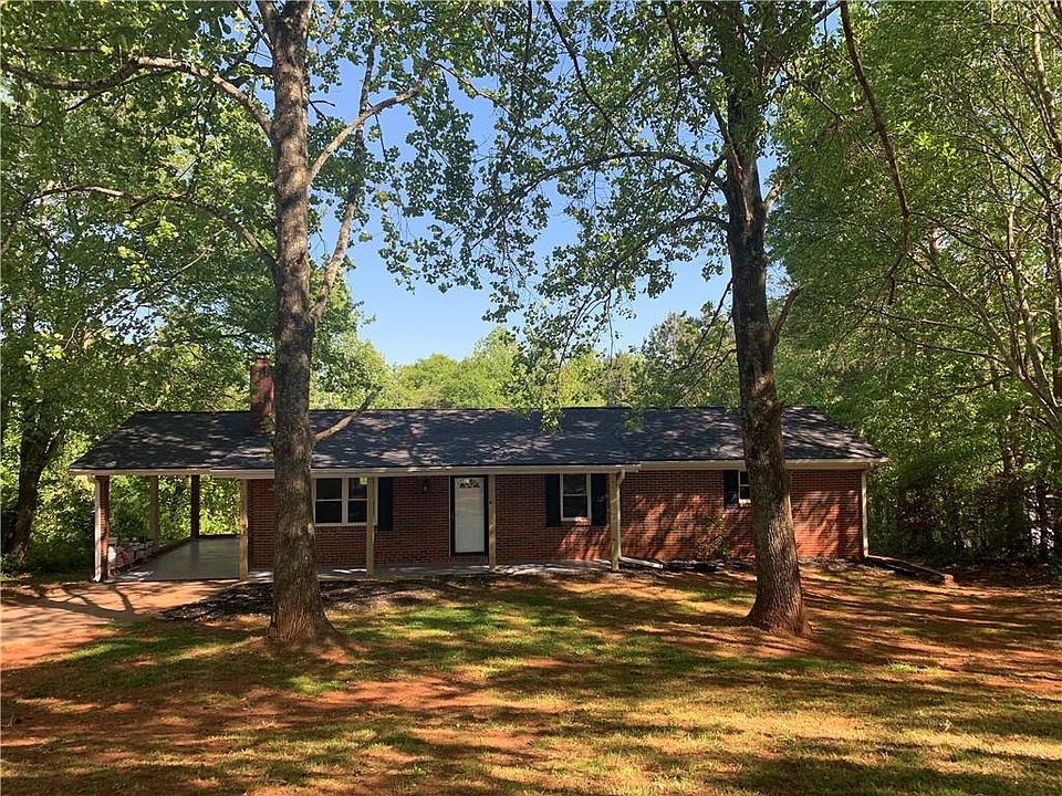 1st image of 211 Skyland Dr