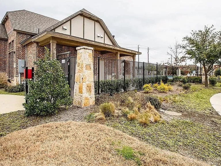 4678 Dozier Rd #C — Photo 30