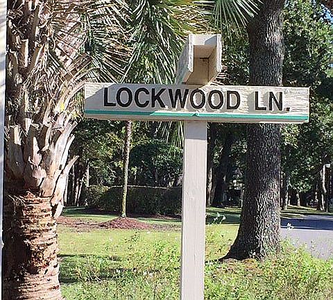 2nd image of 430 Lockwood Ln SW