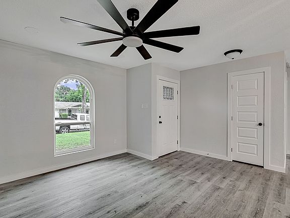 5th image of 7424 Van Natta Ln