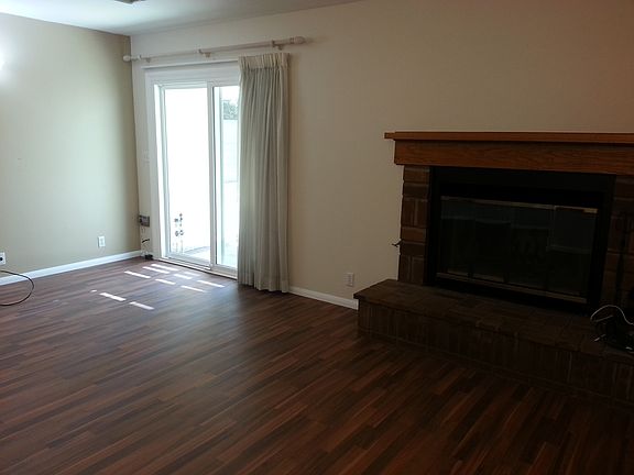 3rd image of 6120 E Rosebay St