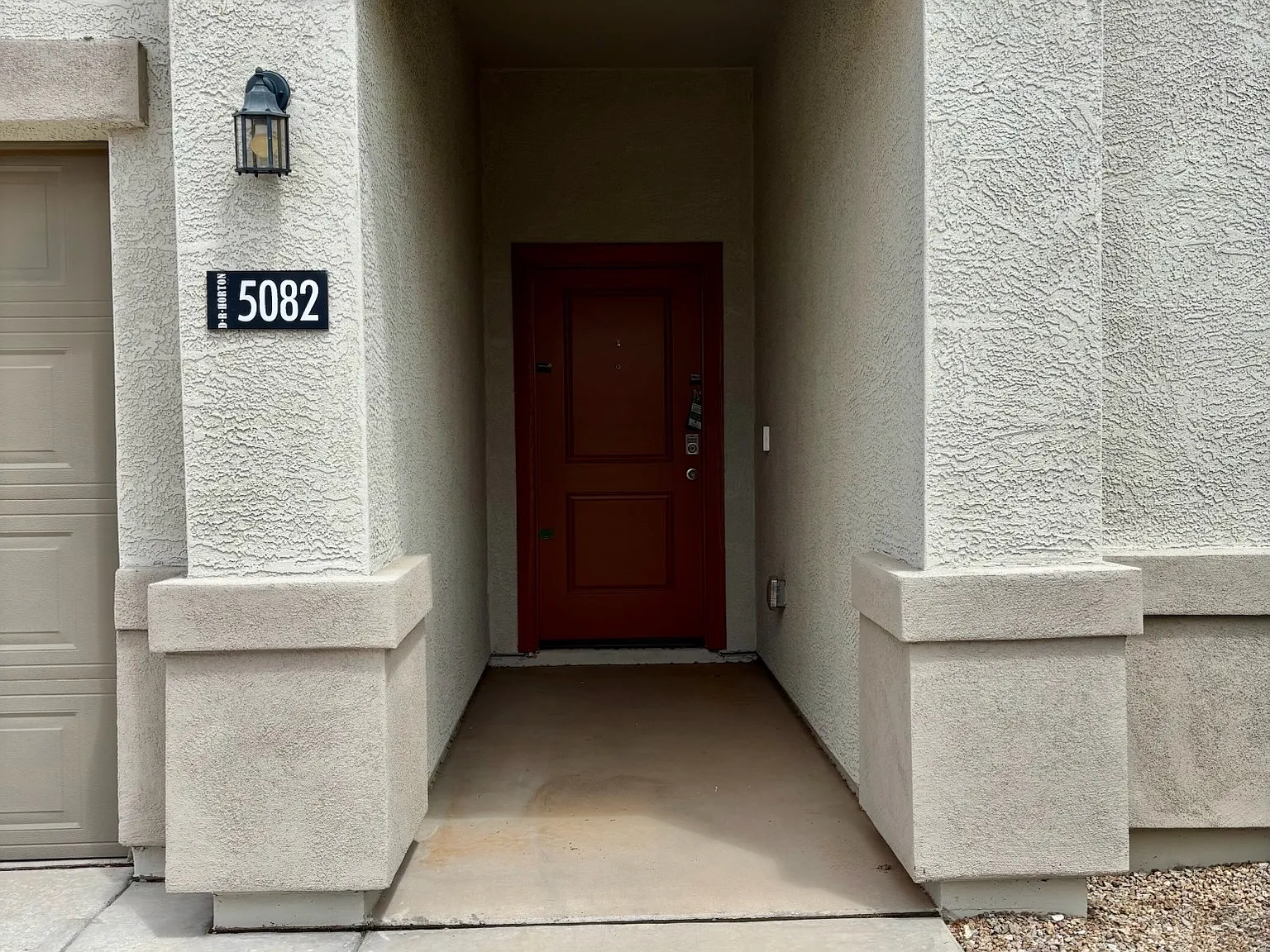 4 bed, 2051 sqft, $2,850 — Photo 2