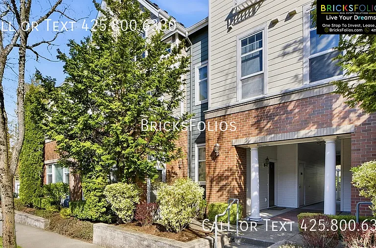 1439 Huckleberry Cir #A — Photo 10
