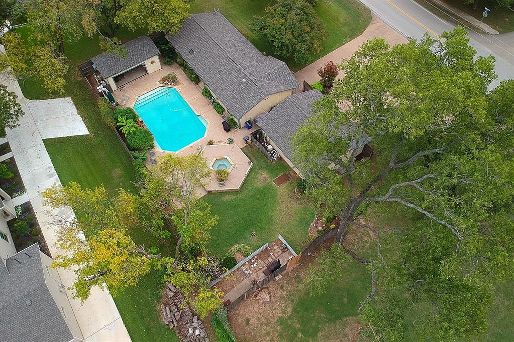 1600 Glade Rd Colleyville Tx 76034 Mls 14446564 Zillow - Yard Art Patio Fireplace Colleyville 1600 Glade Rd Colleyville Tx 76034 Mls 14446564 Zillow - Yard Art Patio Fireplace Colleyville