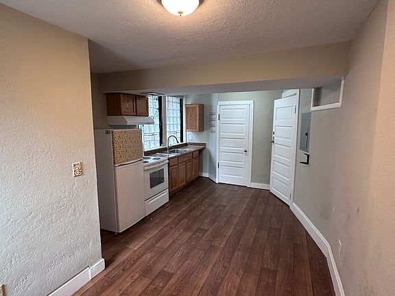 5th image of 1211 W 9th Ave #5