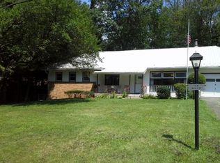 21 Oak Dr, South Fallsburg, NY 12779