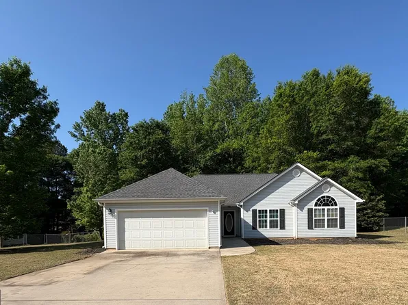 225 Pegasus Trce, Newnan, GA 30263
