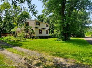 32 Bells Ln, Waterford, NY 12188