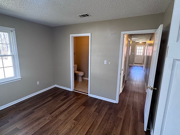 5th image of 112 Ashcroft Dr