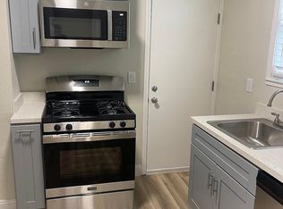 415 E 19th St #2, Oakland, CA 94606