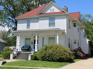 230 N Cherry St, Centralia, IL 62801
