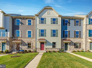 5904 Garden Walk Dr, Frederick, MD 21703