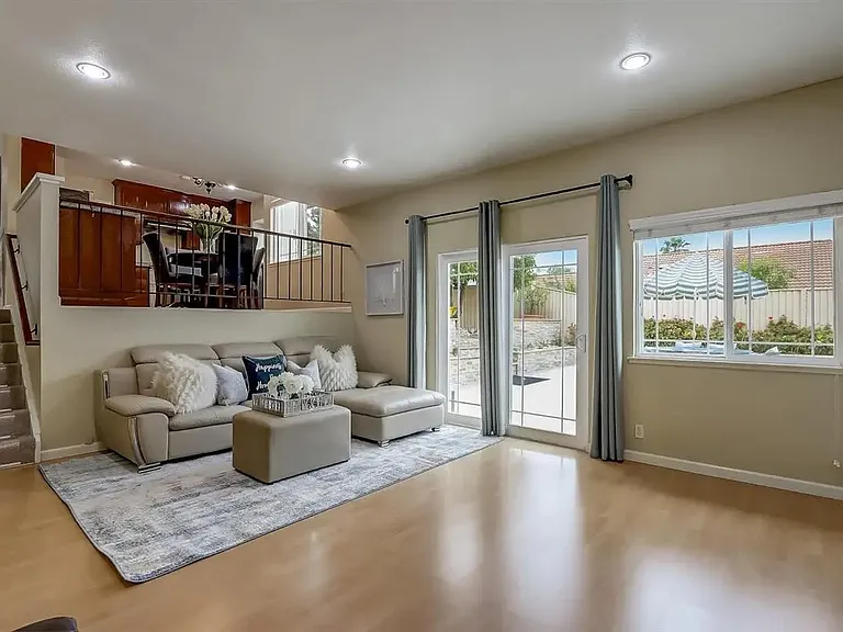 3210 Gatelight Ct — Photo 11