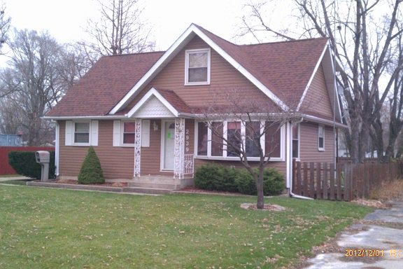 2nd image of 2939 Sandra Ave