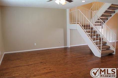 2nd image of 318 Westview Ter
