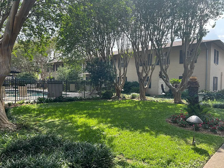 213 Bendel Rd #111 — Photo 25