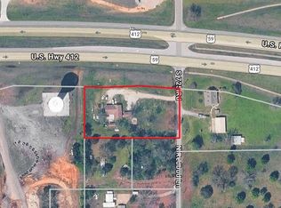 4512 Cedar Dr, Colcord, OK 74338