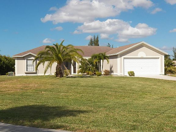 2nd image of 2703 SW 39th Ter