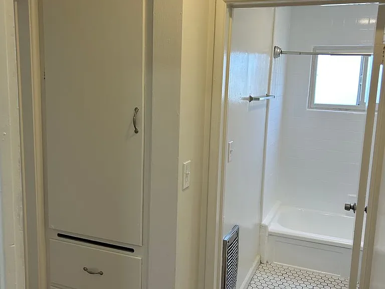 11401 Washington Pl — Photo 7