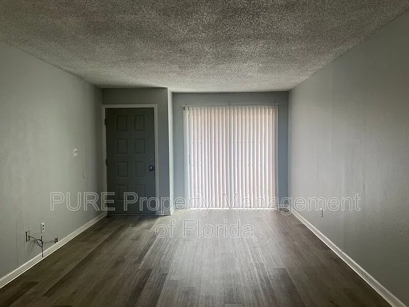 2 bed, 2.0 bath, 854 sqft, $1,025 — Photo 3