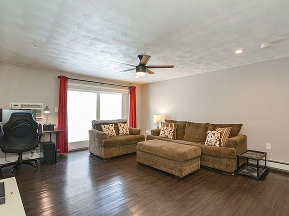 4th image of 60 Edgelawn Ave APT 1