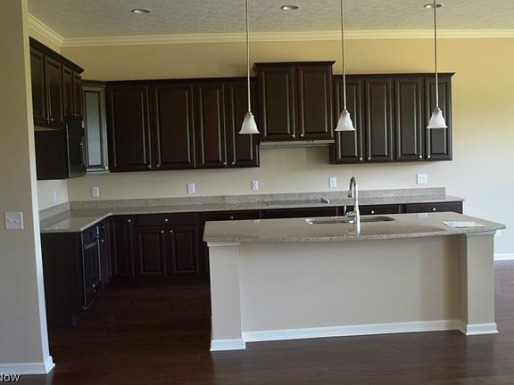 3rd image of 9388 Grace Dr