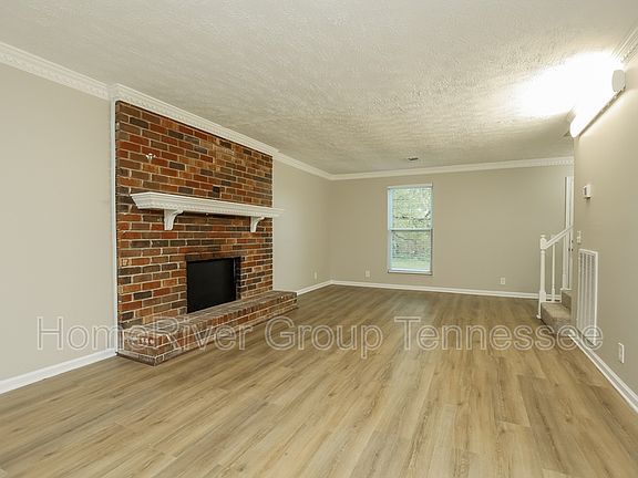 4th image of 3510 Wood Bridge Dr