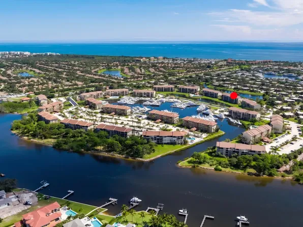 801 Seafarer Cir APT 302, Jupiter, FL 33477