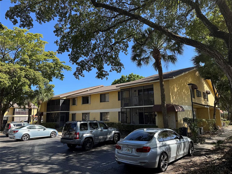 1st image of 3059 N Oakland Forest Drive #102