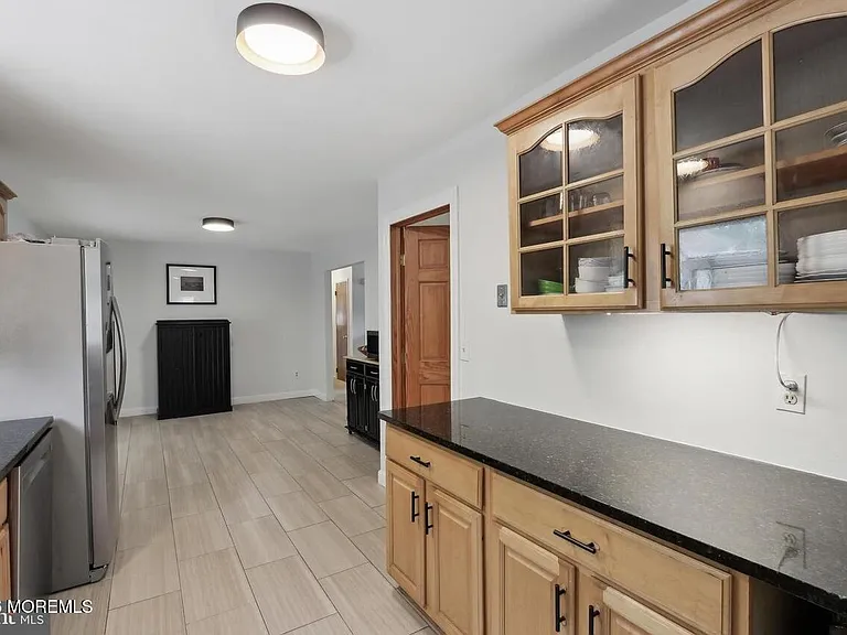 14 Virginia Dr — Photo 18