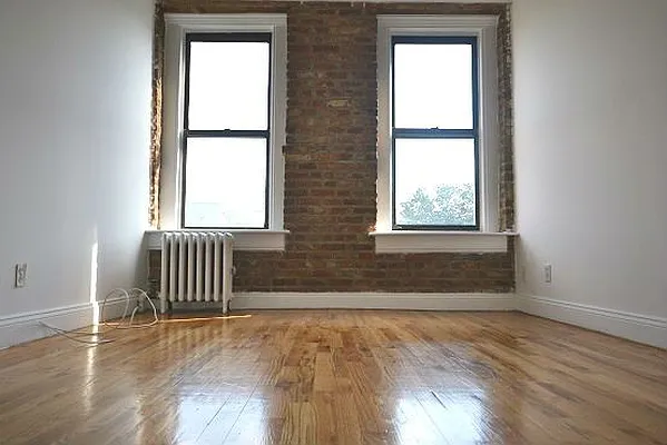 Rented by Bold New York | media 21