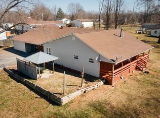 204 Bracey St, Marion, IL 62959